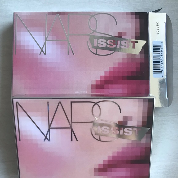 NARS Wanted Cheek Palette - Picture 4 of 4